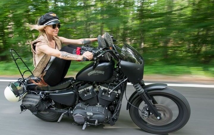 Cool Girls Ride