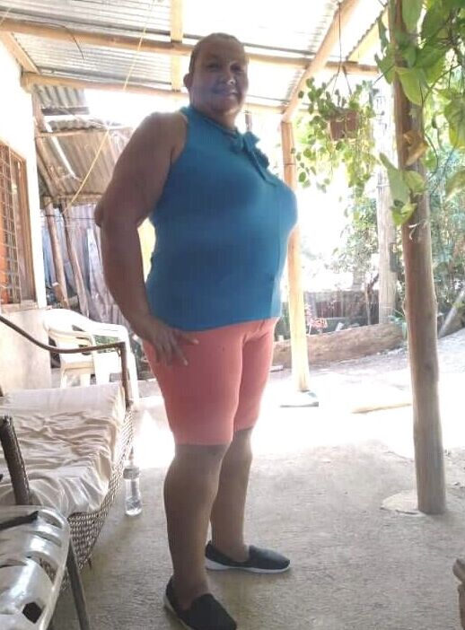 NIDIA ROSALES DE COSTA RICA