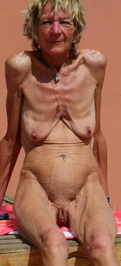 Mix Grannys naked