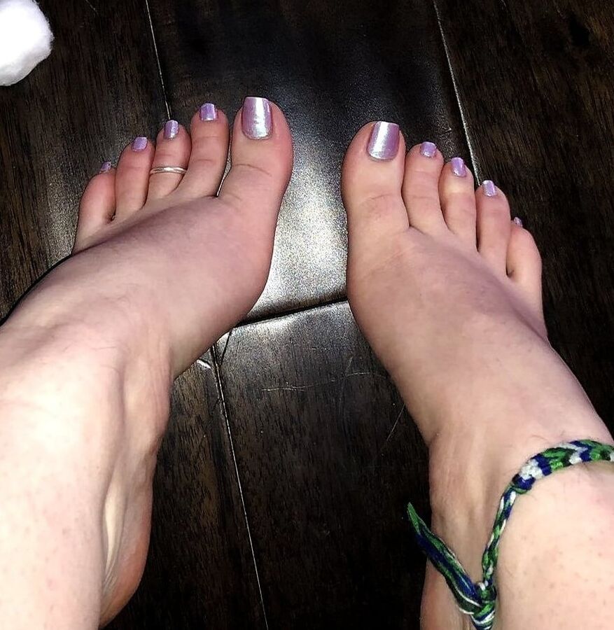 ONLY THE BEST FEET