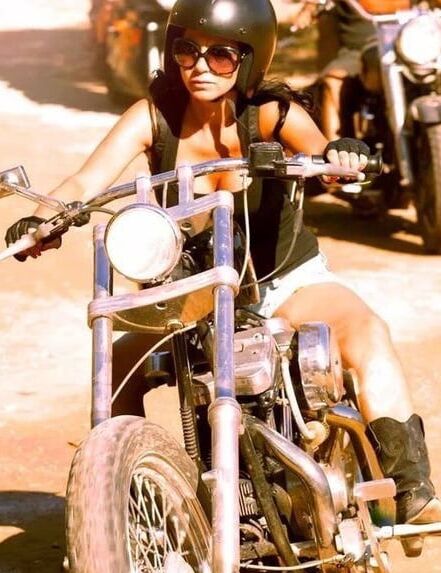 Cool Girls Ride
