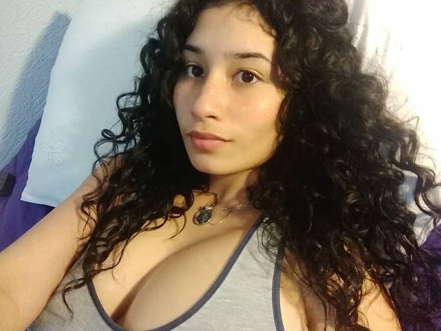 Slim n Busty