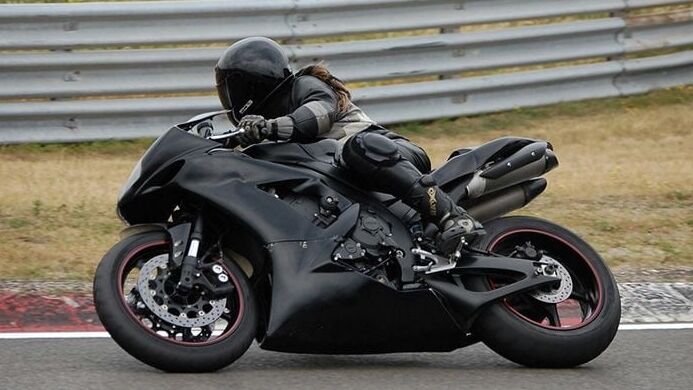 Cool Girls Ride