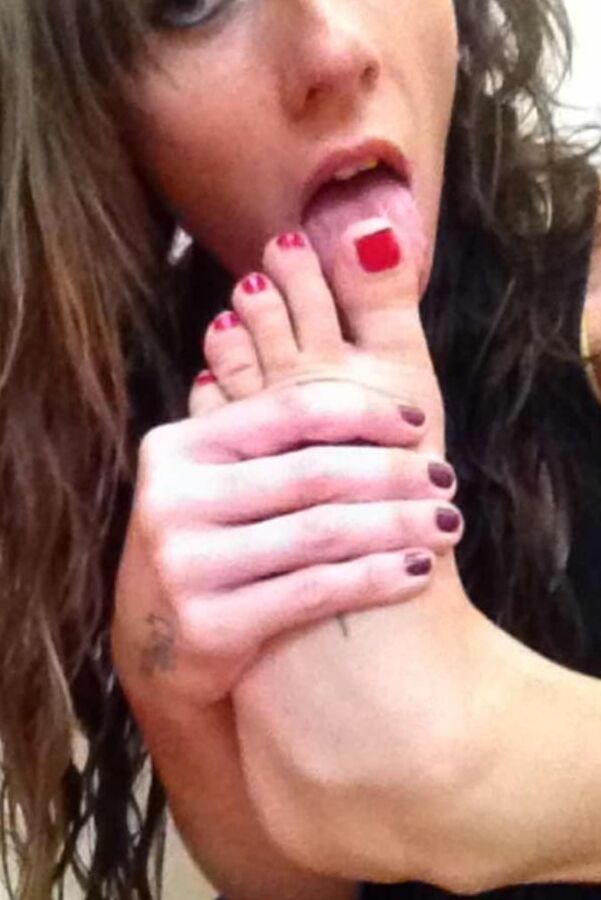 yummy toes