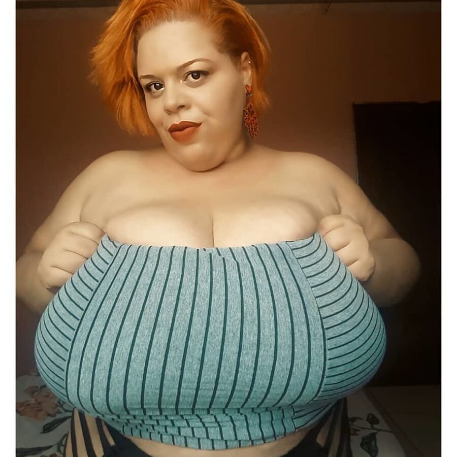 Mari BoobQueen