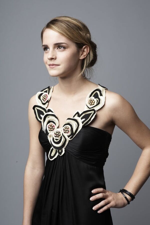 Sexy Emma Watson - Portraits