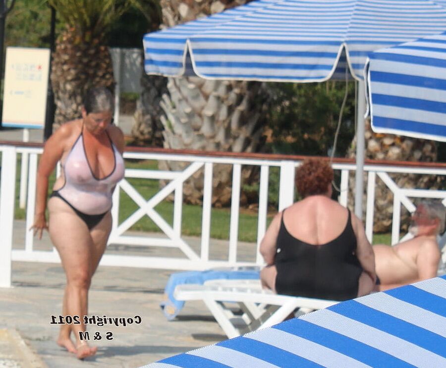 Granny with big tits