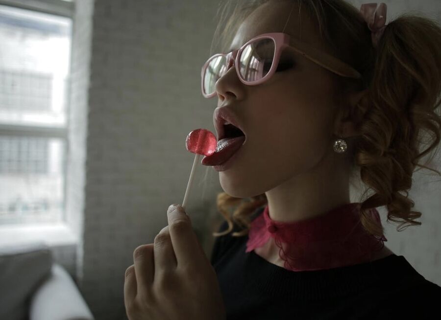 SUCKING SWEET THINGS flexible ass wet candy lesbian licking
