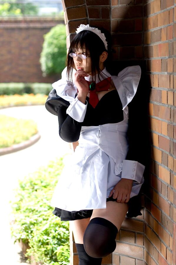 J-girls in thigh highs -