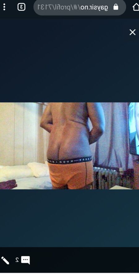Me jerking ooff and showing my big curv cock