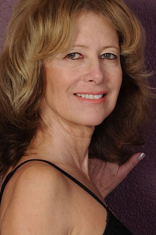 Mature to cum on