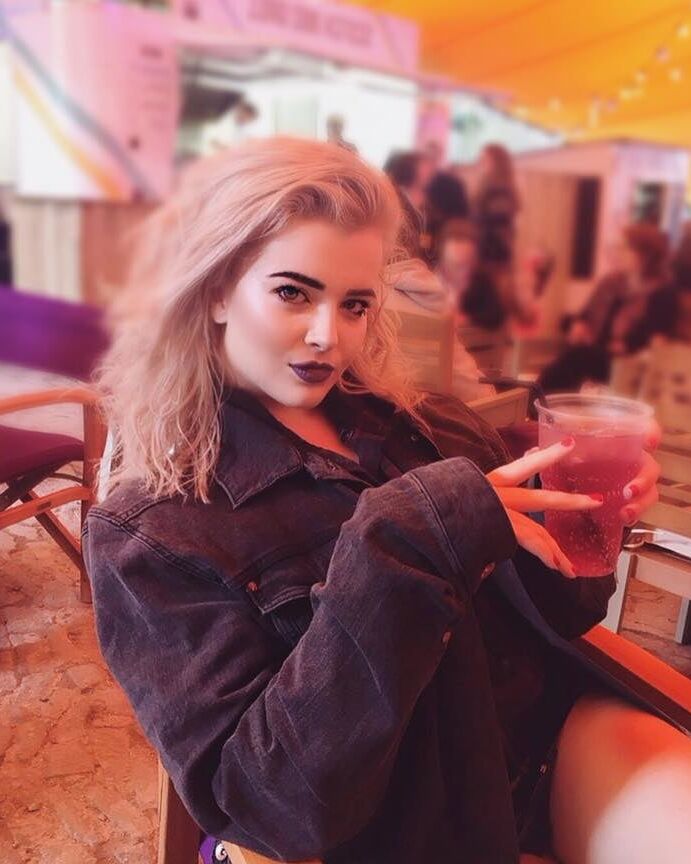 sexy hot scottish babe melissa
