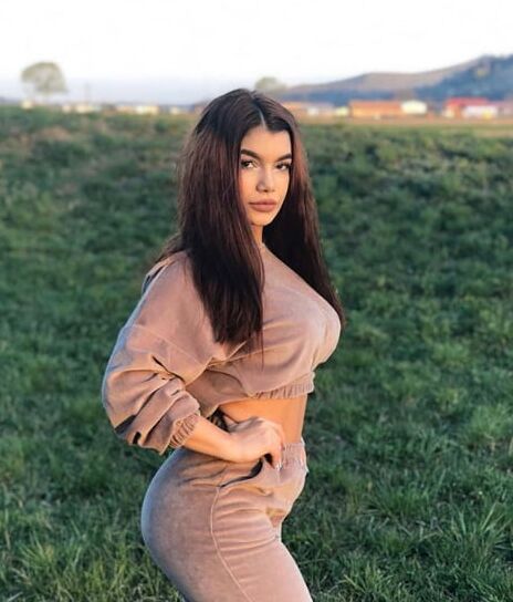 romanian slut nicole