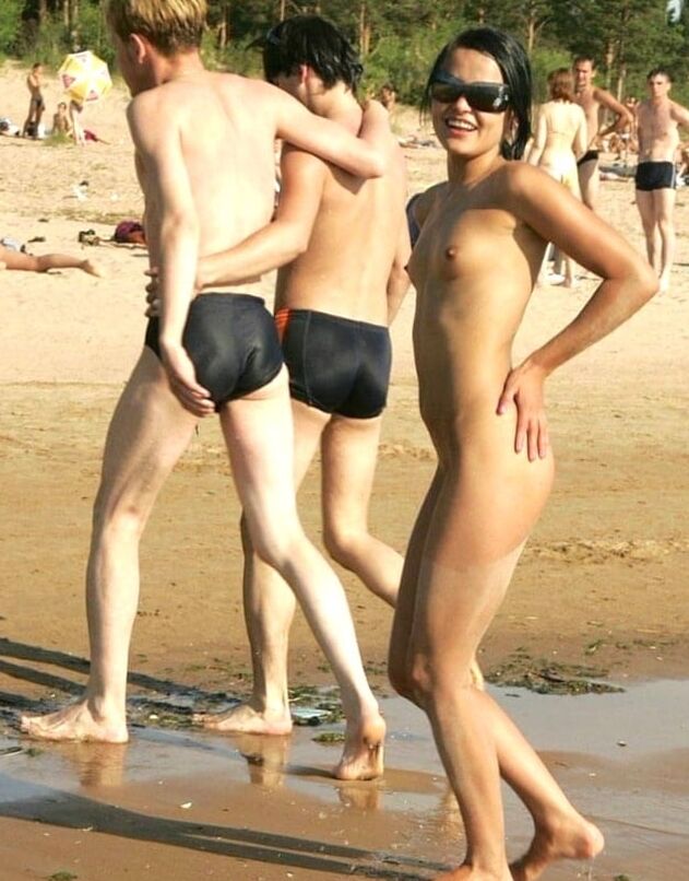 Ban the use of clothing for women in public places