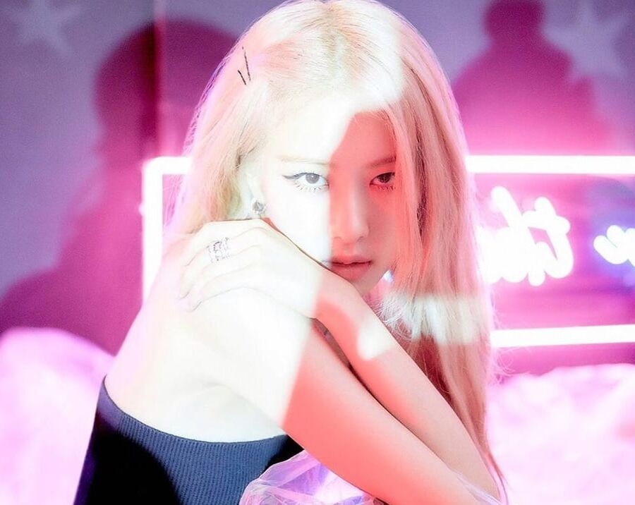 Chaelisa hot moments lesbian