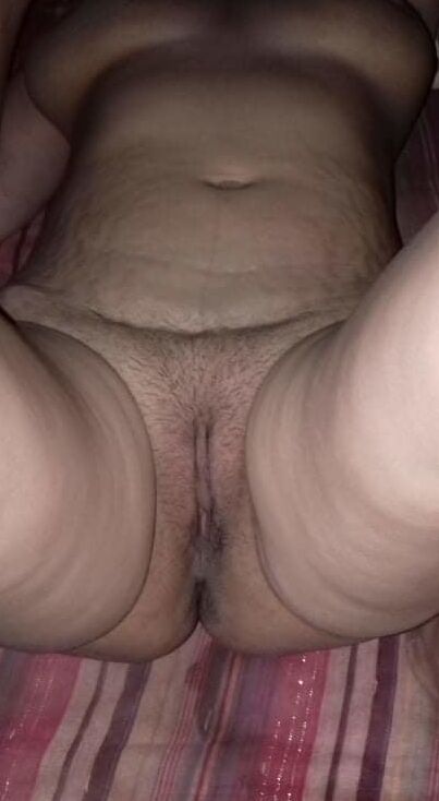 Hot wife full nude