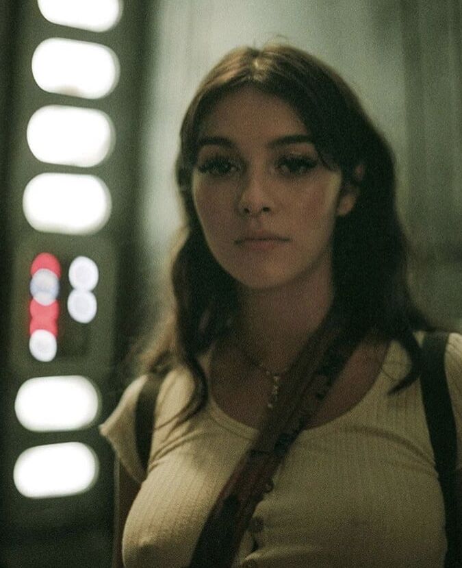 Braless MoFos