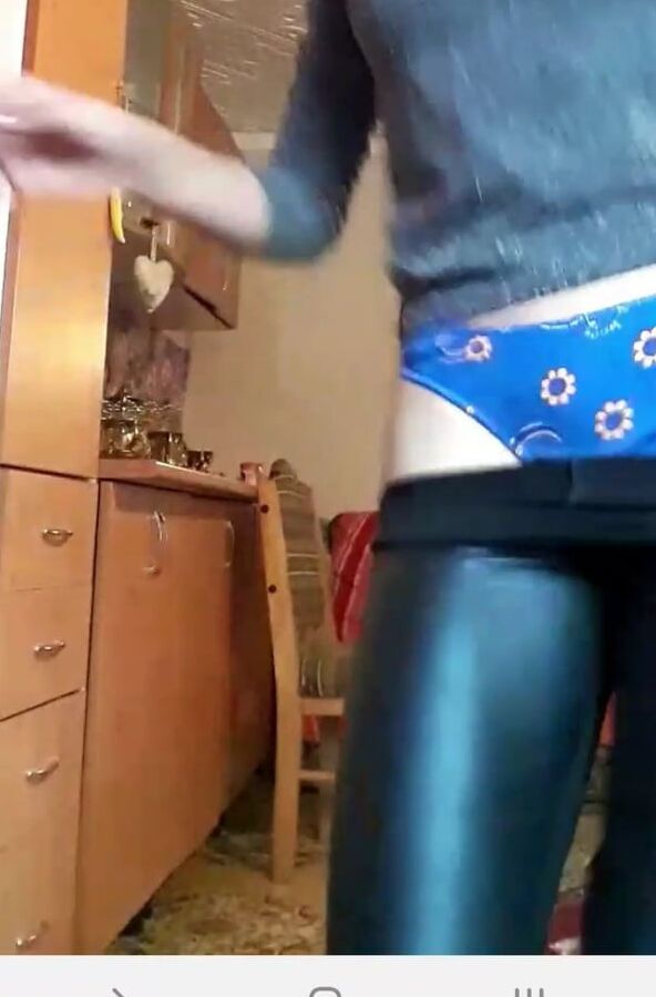 Bust bikini gipsy live facebook romanian