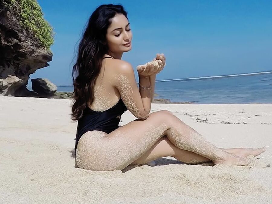 Bande Matarham Kudiya Besharam