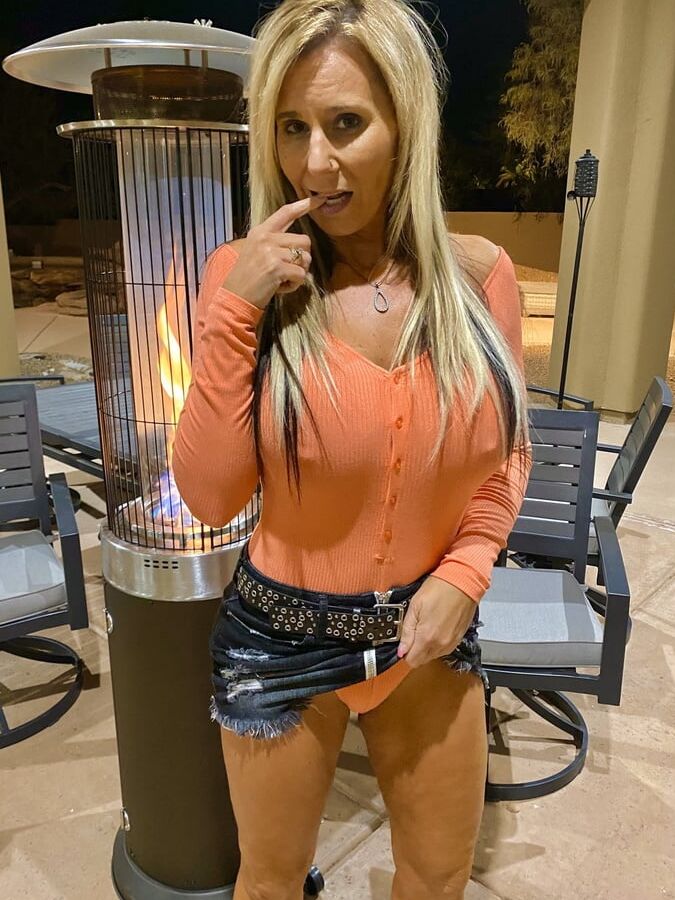 Ainslee Divine