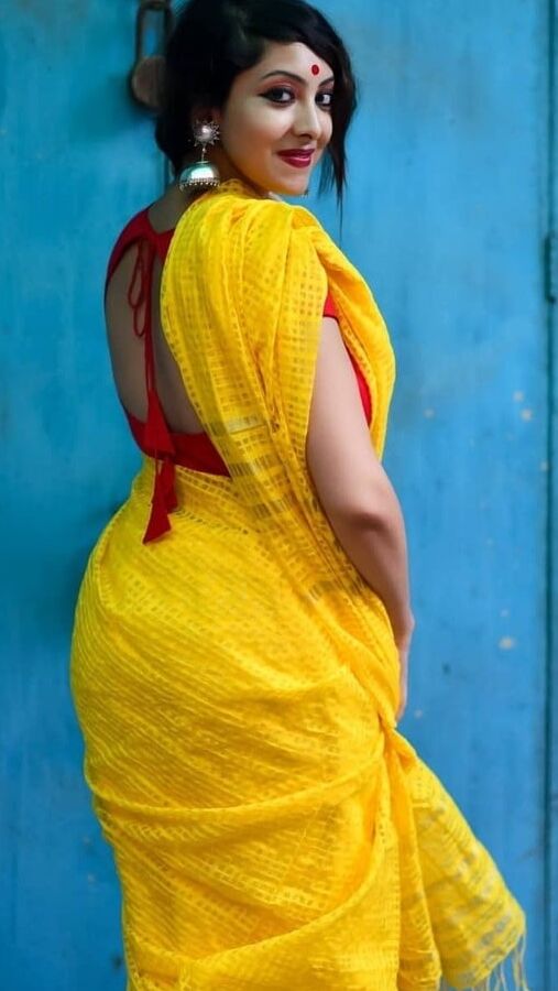 Which Indian sari bhabi would you FAP?