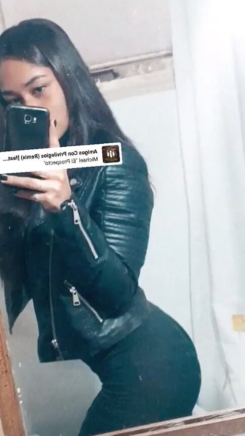 My sexy friend Lola