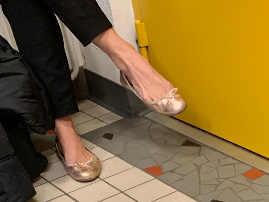 Milf in Ballerinas