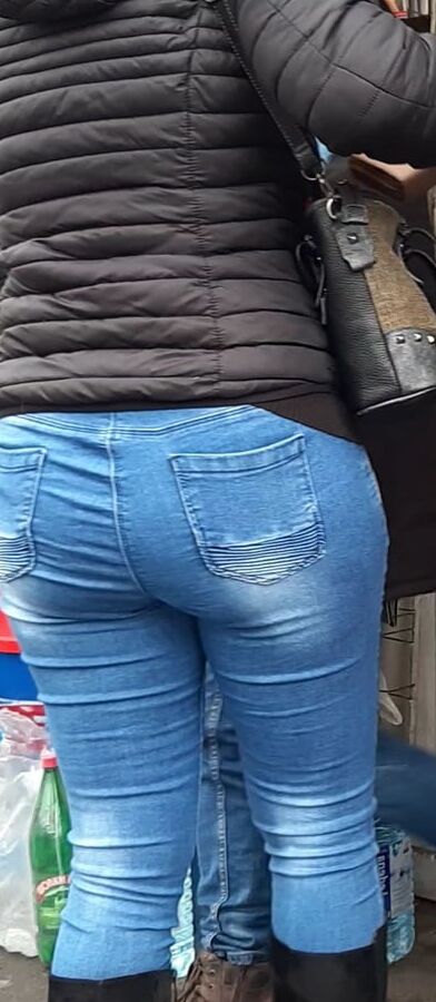 Who love ass in jeans