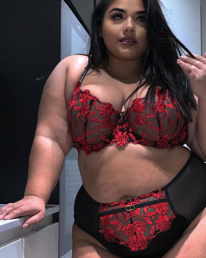 IG Big Butt Girl