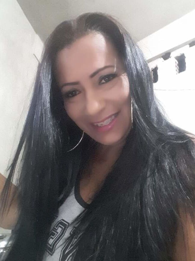 LENINHA MADURA COROA RABUDA GOSTOSA BIQUINI