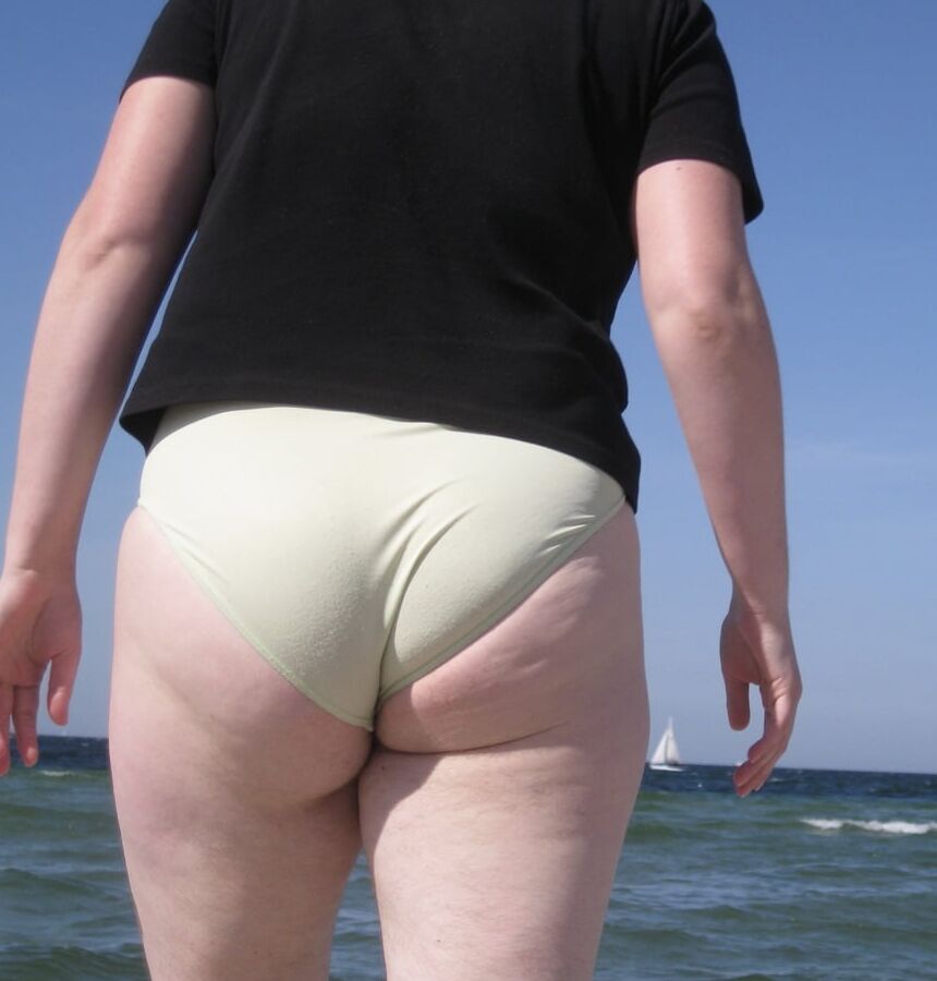 - my wife Annett - naked and hairy on the beach
