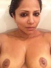 Arab &amp; Paki Milf Fuckmeat Comment &amp; Degrade