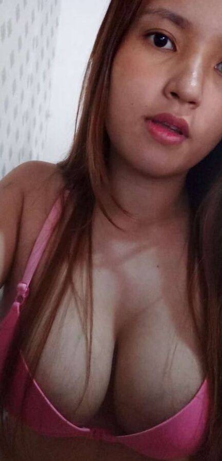 Pinay