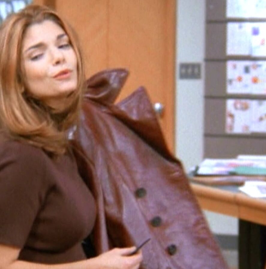 Celebrity Boobs - Laura San Giacomo