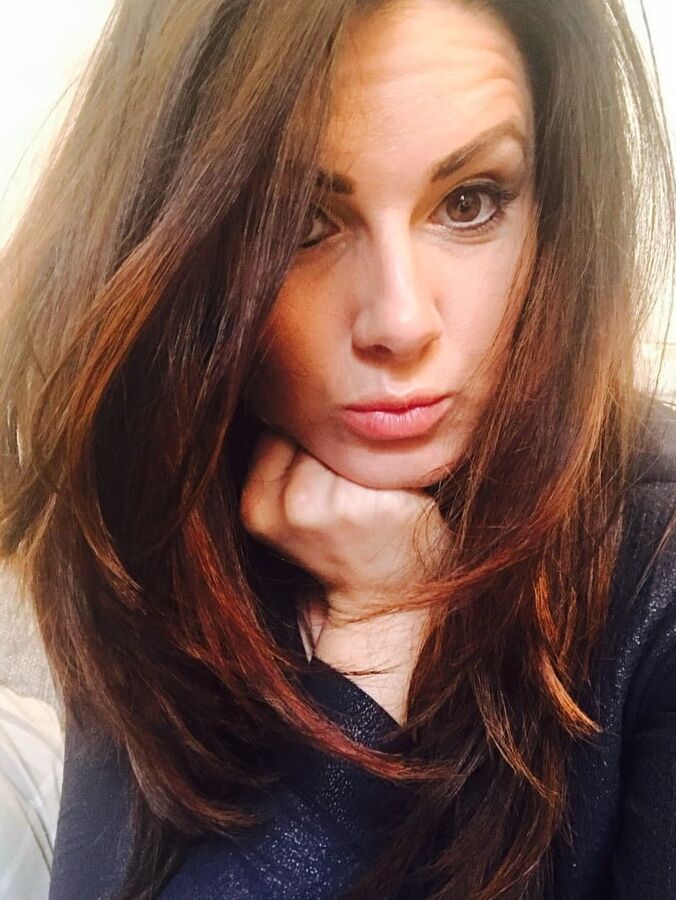 Sexy milf friend