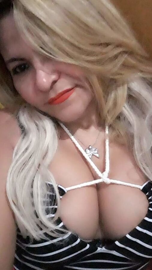 SONIA BORGES - COROA GOSTOSA DO FACEBOOK