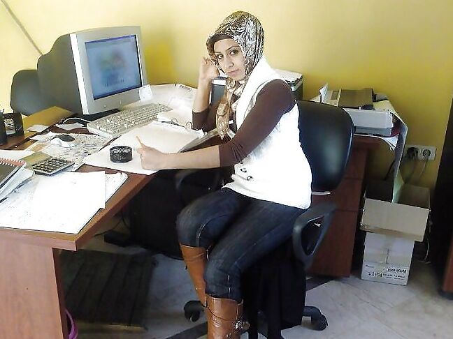 hijabi slut Shabana