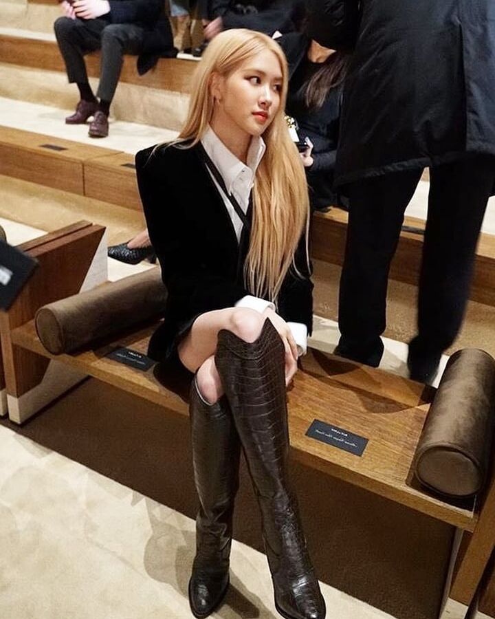 Chaelisa hot moments lesbian