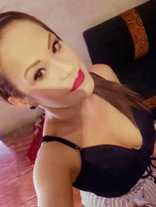 Carolina bien tetona