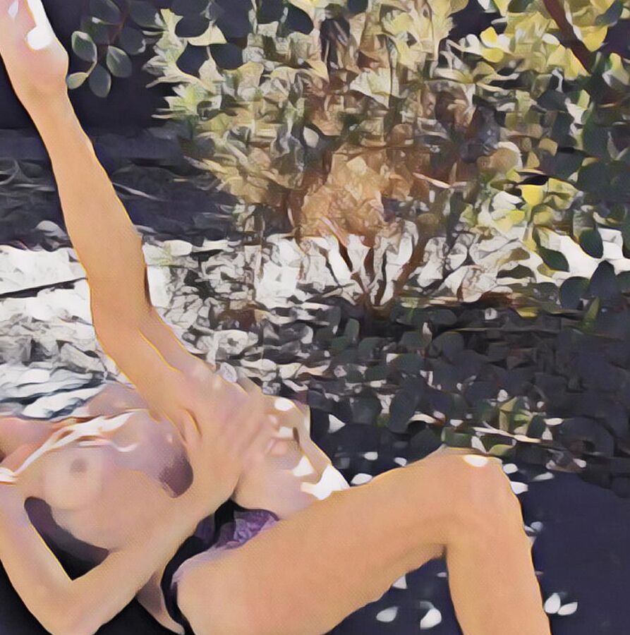Masturbation in nature... Only for me !!