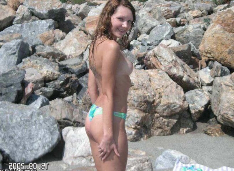 Hot wife full nude