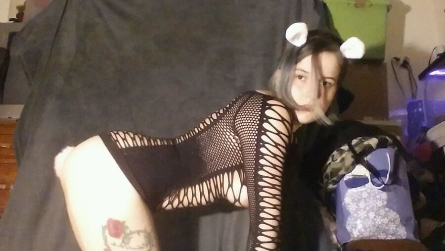 My little Twitter Whore full gallery
