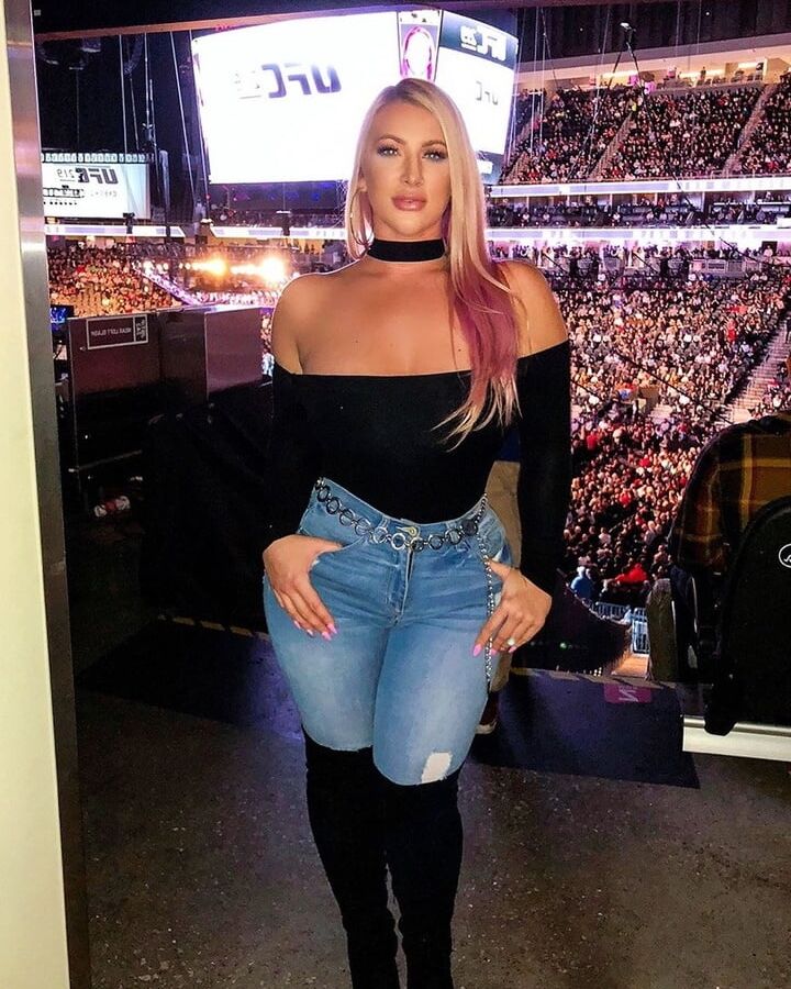 BICH BIG ASS