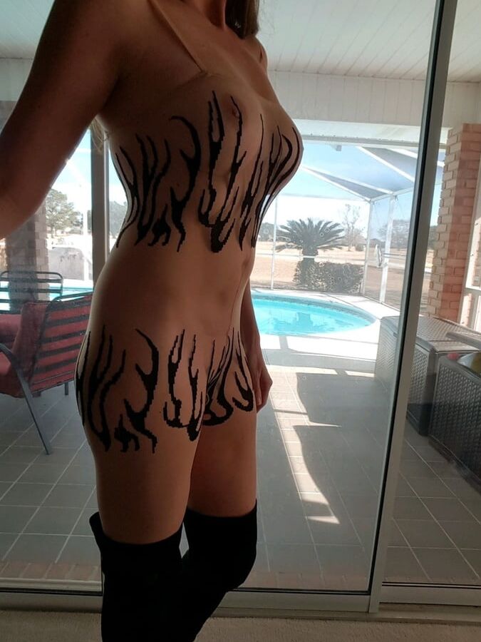 Jennifer braucht deinen Repost