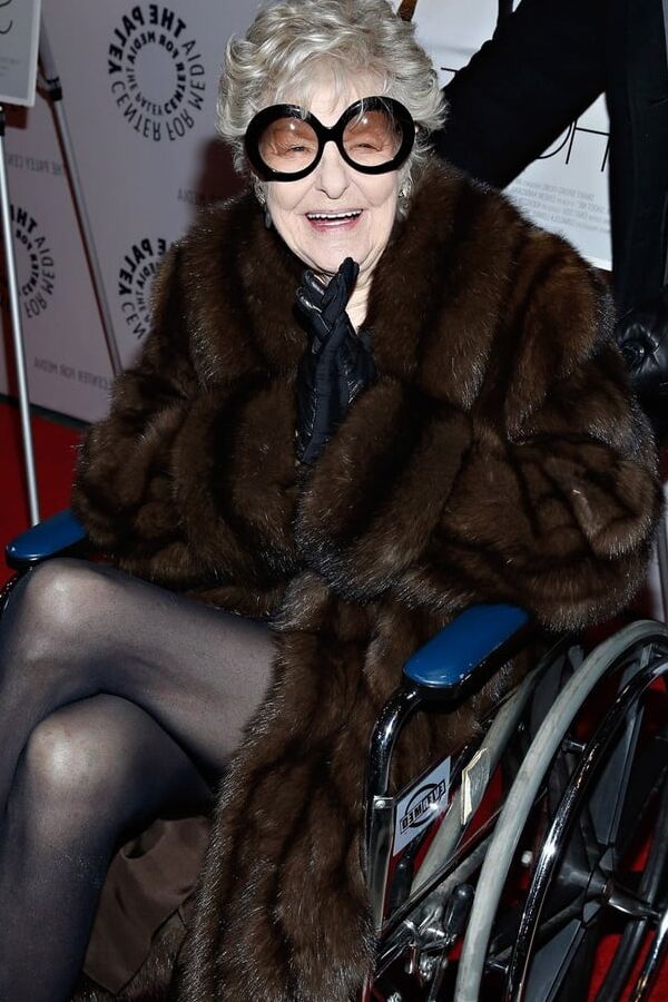 Elaine Stritch (-)