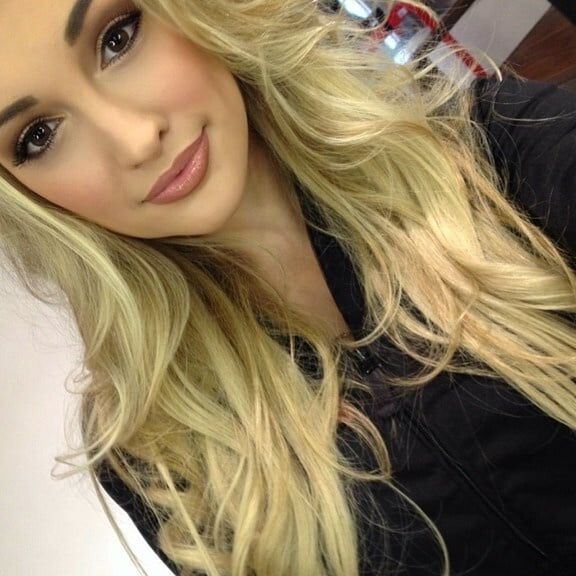 Anna Faith- Carlson HOT Elsa Look Alike