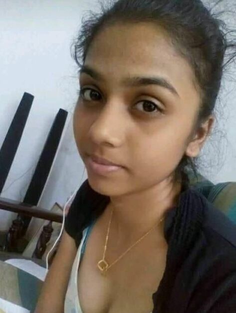 sharing my desi Indian house wife Shree in black again porns