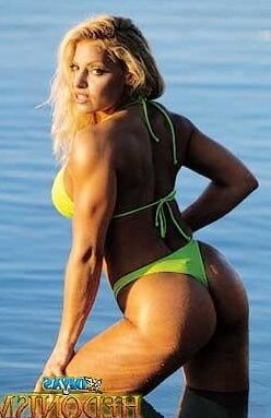 Trish Stratus
