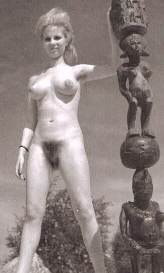 Vintage naked woman with real tits