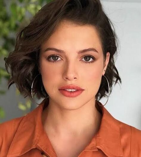 Agatha Moreira boca tesuda